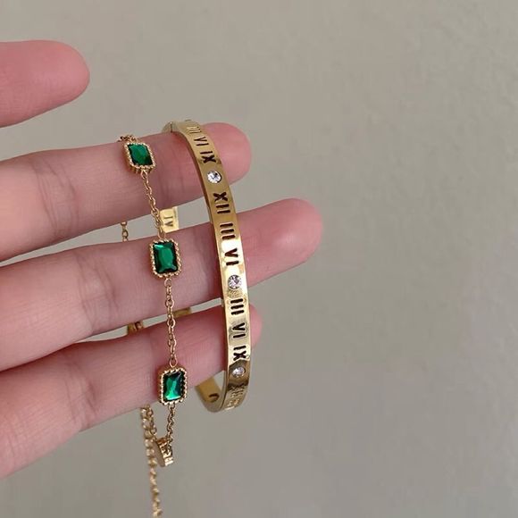 18K Gold Plated Emerald Green Station Elise Bracelet - Picture 5 of 8